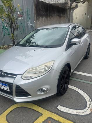FORD FOCUS 1.6 S 16V FLEX 4P POWERSHIFT FORD FOCUS 1.6 S 16V FLEX 4P POWERSHIFT